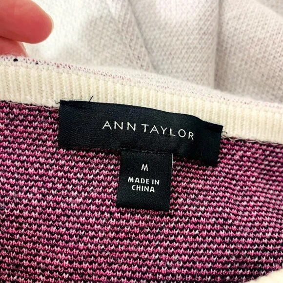 Ann Taylor Sweater Knit Floral Wool Bell Sleeve Black Barbie Pink Medium Grey - Picture 6 of 8